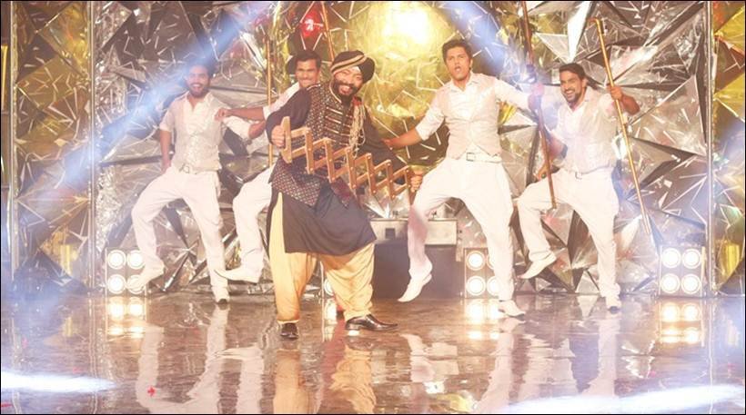 Jhalak Dikhhla Jaa season 9, Jhalak Dikhhla Jaa season 9 contestants, Gaurav Gera, Jhalak Dikhhla Jaa, Jhalak Dikhhla Jaa season 9 contestants PICS, Surveen Chawla, Karishma Tanna, Jhalak Dikhhla Jaa updates, Jhalak Dikhhla Jaa season 9 final list, Helly Shah, Shakti Arora, dancing twins Priyanka and Poonam Shah, Priyanka and Poonam Shah, Celebrity Chef Harpal Singh Sokhi, Harpal Singh Sokhi, Arjun Bijlani, tv news, entertainement PHOTOS