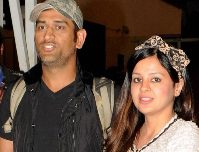 Dhoni, mehendra singh dhoni,dhoni-sakshi wedding