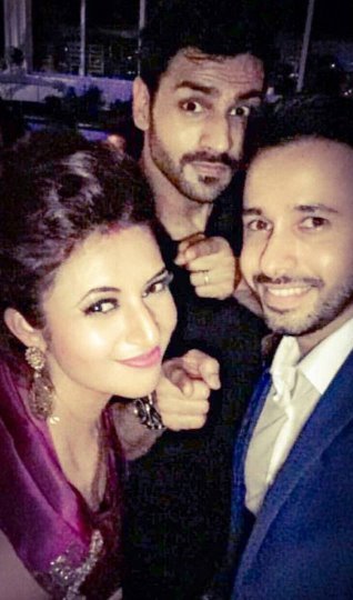 ये दिव्यांका के सेल्फी बडी के तौर पर जाने जाते हैं। दिव्यांका अकसर इनके साथ तस्वीरें शेयर करती रहती हैं।