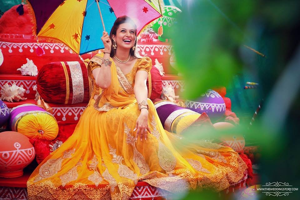 रील लाइफ में कई बार दुल्हन बन चुकी दिव्यंका फाइनली अपने ड्रीम मैन विवेक दहिया की दुल्हन बन रही हैं