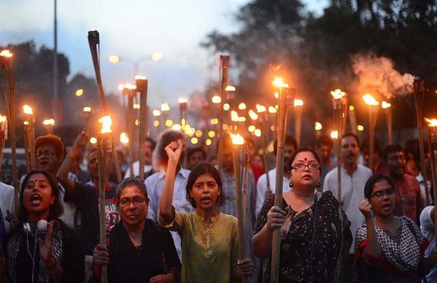 Bangladesh, Bangladesh Extremist attacks, Bangladesh Bloggers, Hindu priest, Hindus in Bangladesh, Attacks in Bangladesh, Bangladesh Terror, Terror attacks on Bangladesh, ISIS, Terrorism, International terrorism, Jansatta