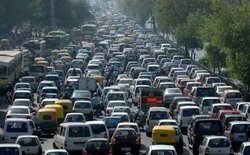 NCR में 15 साल पुराने पेट्रोल, दस साल पुराने डीजल वाहनों पर लगी रोक