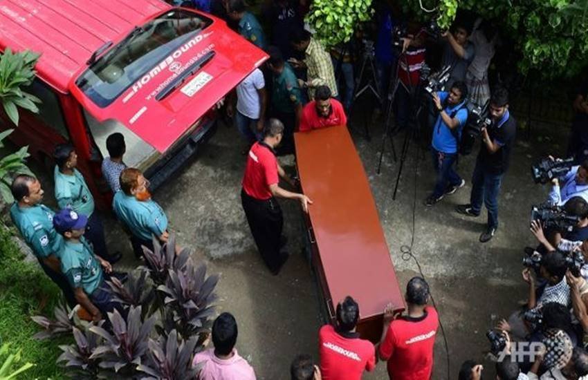 Bangladesh, Bangladesh Extremist attacks, Bangladesh Bloggers, Hindu priest, Hindus in Bangladesh, Attacks in Bangladesh, Bangladesh Terror, Terror attacks on Bangladesh, ISIS, Terrorism, International terrorism, Jansatta