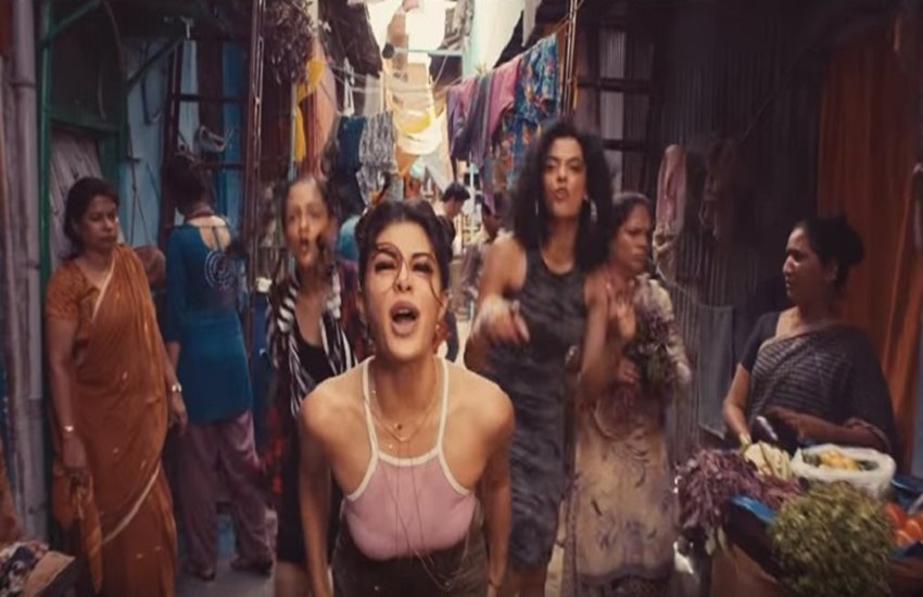 स्पाइस गर्ल्स के वीडियो में छाईं जैकी