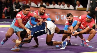 Kabaddi Season 4, Pro Kabaddi Season 4 live video, Pro Kabaddi final Jaipur Pink Panthers Pro Kabaddi Season 4 live score, Kabaddi live score, kabaddi live streaming, Pro Kabaddi final, Patna Pirates vs Jaipur Pink Panthers, pro kabaddi final teams, Sports