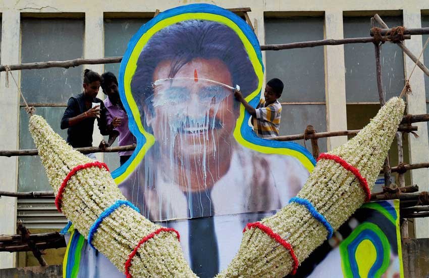 kabali, kabali movie review, kabali review, Rajinikanth, kabali Reviews, rajinikanth kabali, kabali movie, kabali film review, kabali ratings, rajinikanth kabali movie, rajinikanth kabali movie review, Kabali news, Kabali release date, Kabali Tamil movie, Radhika Apte, kabali cast, Kabali Review Rating, Kabali Rating, Rajinikanth film, entertainment news