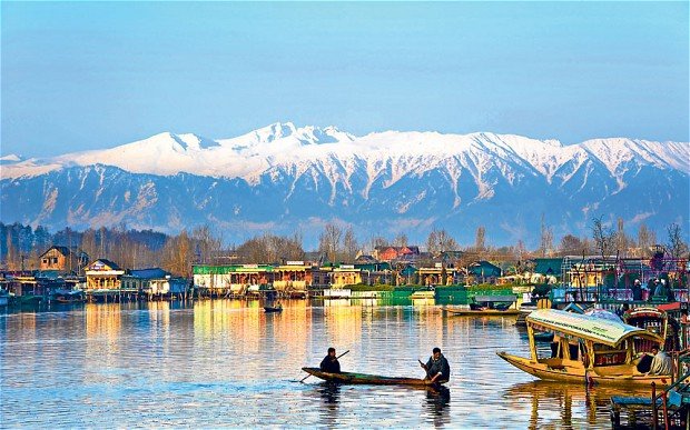 जम्मू और कश्मीर: श्रीनगर में कई जगह से कर्फ्यू हटा