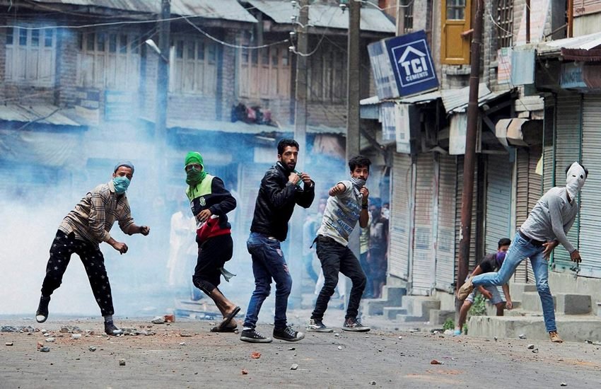 Jammu and Kashmir, India,Pakistan,Burhan Wani killed, Pak condemns burhan wani killing, Hizbul Mujahideen, Pakistan, Violence in Valley, resolution of Kashmir dispute, kashmir resolution, India-Pakistan relations