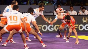 Pro Kabaddi League Season 4 live scores and updates of Puneri Paltan vs Bengaluru Bulls.