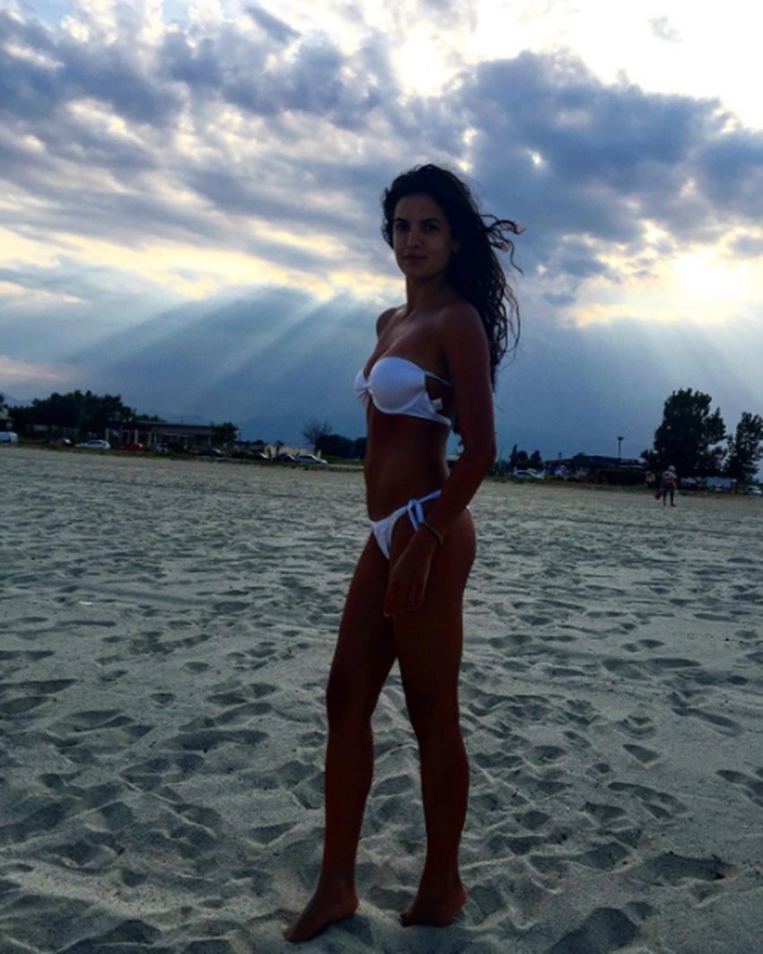 Natasa Stankovic, Natasa Stankovic pics, Natasa Stankovic bikini pics, Natasa Stankovic holiday, Natasa Stankovic vacations, Natasa Stankovic bikini, Natasa Stankovic photos, Natasa Stankovic bikini photos, DJ Wale Babu, Natasa Stankovic DJ Wale Babu, Natasa Stankovic greece, Natasa Stankovic greece pics, Natasa Stankovic greece holiday pics, bigg boss, Entertainment News