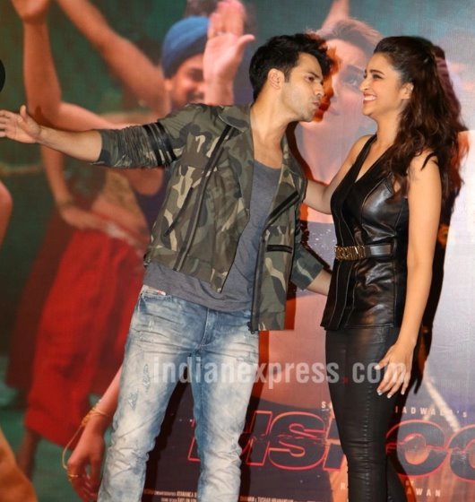 गाने में अपने किसिंग सीन के बारे में परिणिती ने बताया कि वो वरुण का आइडिया था।