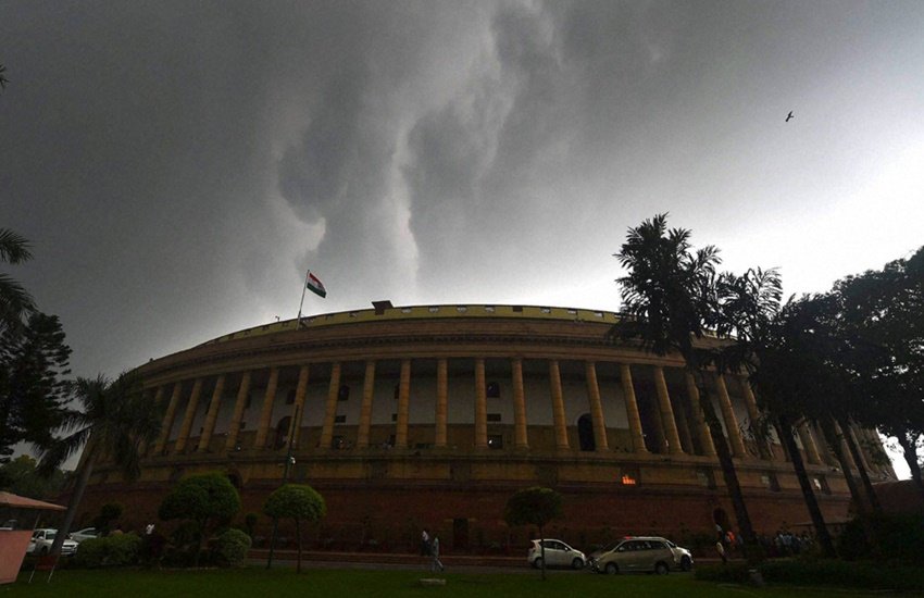Mosquitoes, Parliament, Monsoon Session, Lok Sabha, Rajya Sabha, Parliament Proceedings, Central Hall of Parliament, mosquito repellent, Hindi News, India news, jansatta Mosquitoes, Parliament, Monsoon Session, Lok Sabha, Rajya Sabha, Parliament Proceedings, Central Hall of Parliament, mosquito repellent, Hindi News, India news, jansatta