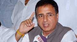 वेतन आयोग ने केंद्रीय कर्मियों को निराश किया : कांग्रेस