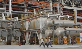 oil refinery, India Biggest refinery, oil refinery in india, oil refinery india, oil refinery news, oil refinery HPCL, oil refinery BPCL, oil refinery IOC
