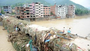 Tropical storm lashes China, Super typhoon Nepartak, Fujian
