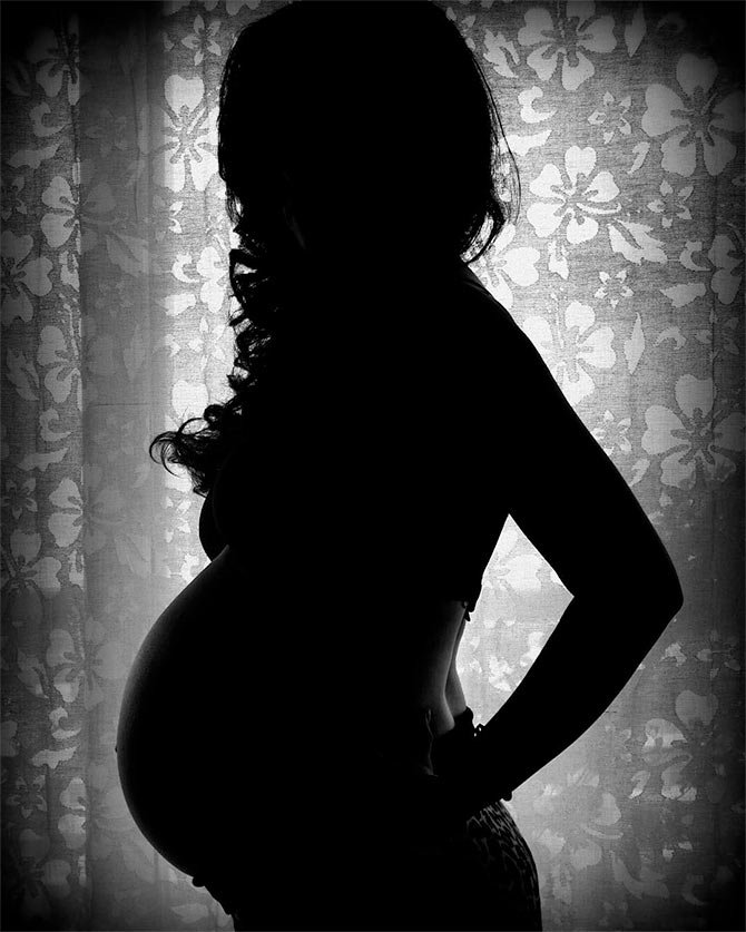 रौशनी चोपड़ा भी जल्द गुड न्यूज देने वाली हैं।