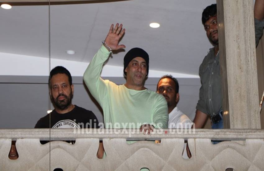 Salman Khan, Salman Khan Poaching Case, Salman Khan Rape Remark, Salman Khan Movies, Sultan Salman, Arjit Singh Salman Khan, Vivek Oberoi Salman Khan, Sona Mahapatra, Suraj pancholi, Jiya Khan, Showbiz, Bollywood, Entertainment News, Jansatta Salman Khan, Salman Khan Poaching Case, Salman Khan Rape Remark, Salman Khan Movies, Sultan Salman, Arjit Singh Salman Khan, Vivek Oberoi Salman Khan, Sona Mahapatra, Suraj pancholi, Jiya Khan, Showbiz, Bollywood, Entertainment News, Jansatta