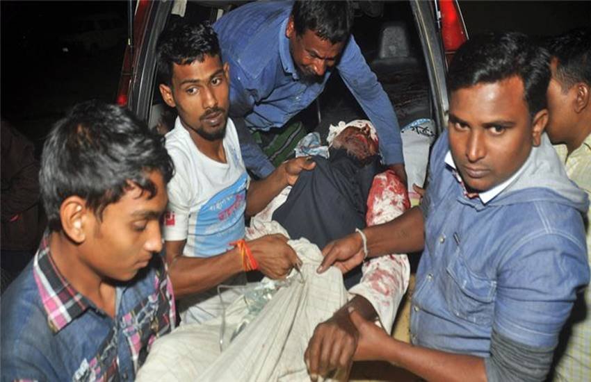 Bangladesh, Bangladesh Extremist attacks, Bangladesh Bloggers, Hindu priest, Hindus in Bangladesh, Attacks in Bangladesh, Bangladesh Terror, Terror attacks on Bangladesh, ISIS, Terrorism, International terrorism, Jansatta