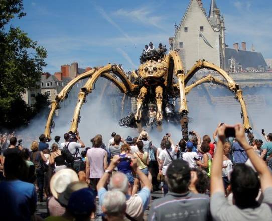 GIANT, Spider, spiderman