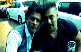 Shah Rukh Khan, Aamir Khan, Salman Khan, Dangal, Biggest Star of Bollywood, Superstar, Shah Rukh Cycling with Salman, Salman Shah rukh together, Bollywoodm, Entertainment News, jansatta