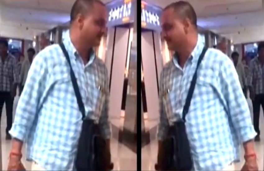 swami shaileshanand, Mahamandaleshwar, juna akhada, holy man wearing shirt, trousers