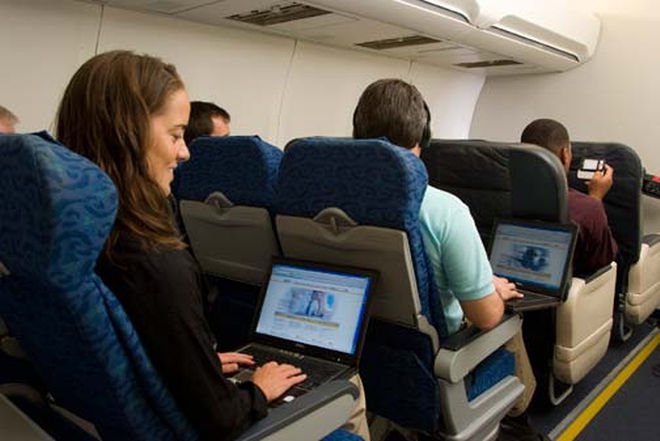 WiFi in airlines, free Wi-fi, Wi-Fi for Air passengers, use Internet on-board, Wi-Fi facility in the Indian airspace, Availability of Wi-Fi