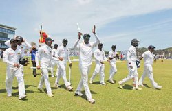 श्रीलंका से आस्ट्रेलिया तीसरे दिन ही हारा