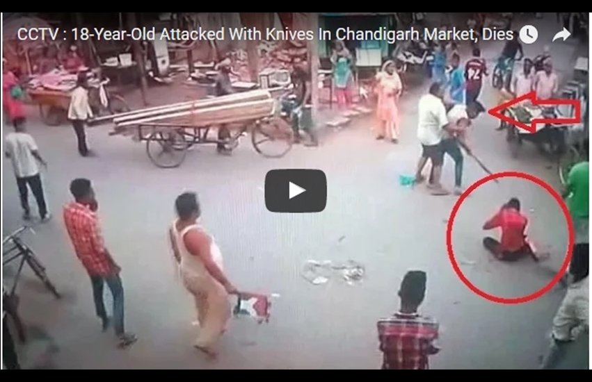 Chandigarh, Chandigarh cctv, Chandigarh cctv Footage, Chandigarh murder, Attacking A Teenager With Knives, Attacking A Teenager, Hindi News, Chandigarh News, Chandigarh Letest News,