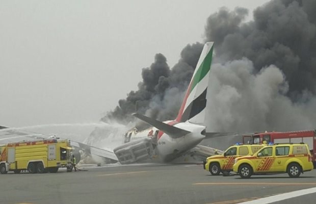 Emirates plane, emirates plane crash, emirates plane crash news, Emirates plane fire, Emirates plane crash lands, Dubai airport fire, Dubai International Airport, emirates airlines, emirates plane dubai, Dubai airport, emirates plane fire dubai, International News, Jansatta Emirates plane, emirates plane crash, emirates plane crash news, Emirates plane fire, Emirates plane crash lands, Dubai airport fire, Dubai International Airport, emirates airlines, emirates plane dubai, Dubai airport, emirates plane fire dubai, International News, Jansatta