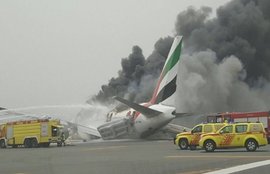Emirates plane, emirates plane crash, emirates plane crash news, Emirates plane fire, Emirates plane crash lands, Dubai airport fire, Dubai International Airport, emirates airlines, emirates plane dubai, Dubai airport, emirates plane fire dubai, International News, Jansatta