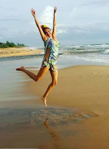 डायंड्रा 2011 में आई मधुर भंडारकर की फिल्म फैशन में काम कर चुकी हैं।