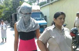 delhi model, delhi model Arrest, delhi Female model, Model Girl Atm, ATM Fraud case, Delhi Atm, Delhi Model ATM, Delhi News