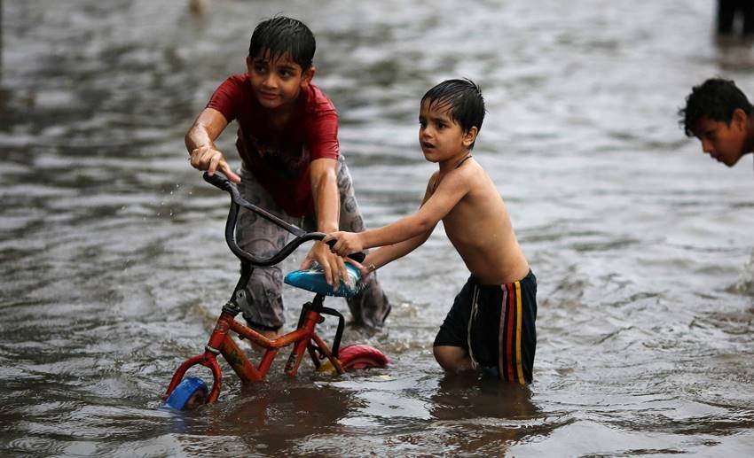 delhi rain, delhi rainfall, delhi floods, delhi traffic jam, delhi flooded, rains, gurgaon rain, noida rain, noida rains, ncr rains, floods in delhi, delhi floods, delhi traffic jam, delhi waterlogging, noida rain, rain live update, delhi rain live, traffic jam update, india news, jansatta delhi rain, delhi rainfall, delhi floods, delhi traffic jam, delhi flooded, rains, gurgaon rain, noida rain, noida rains, ncr rains, floods in delhi, delhi floods, delhi traffic jam, delhi waterlogging, noida rain, rain live update, delhi rain live, traffic jam update, india news, jansatta