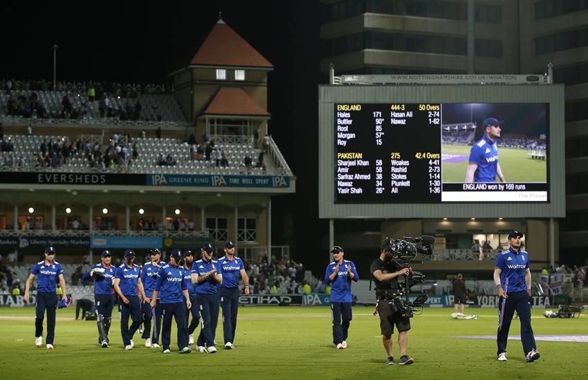 ENG vs PAK, Cricket Facts, Cricket Records, ODI Records, Highest Score in ODI, England vs Pakistan, eng vs pak records, alex hales, joe root, cricket news, sports, sports news, sports photos, match highlights, wahab riyaz, pakistan defeat, jansatta