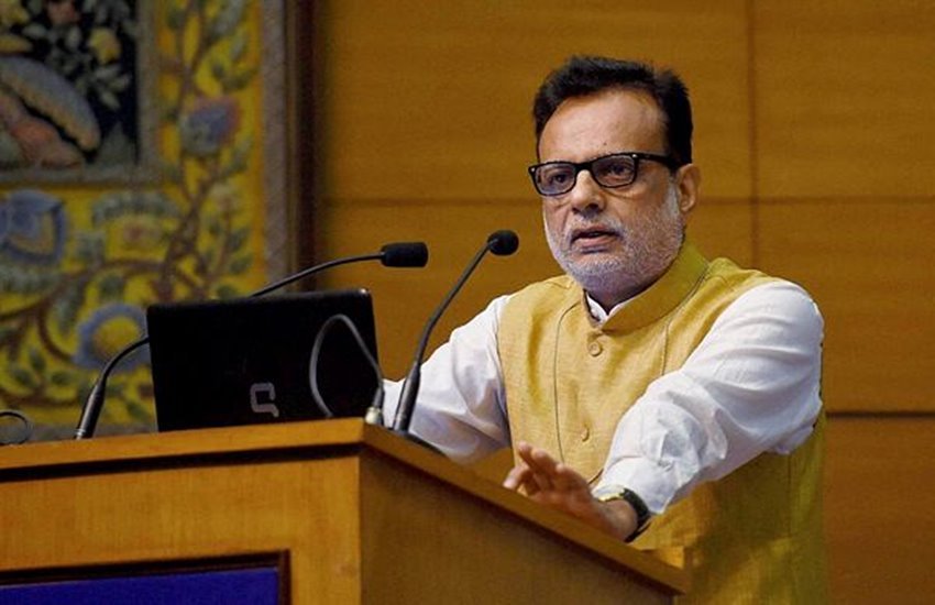 Hasmukh Adhia, GST Returns, Filed by Companies, GST Returns Filed, Government Surprised, Government Surprised on GST Returns, GST Returns in india, composition scheme, business news