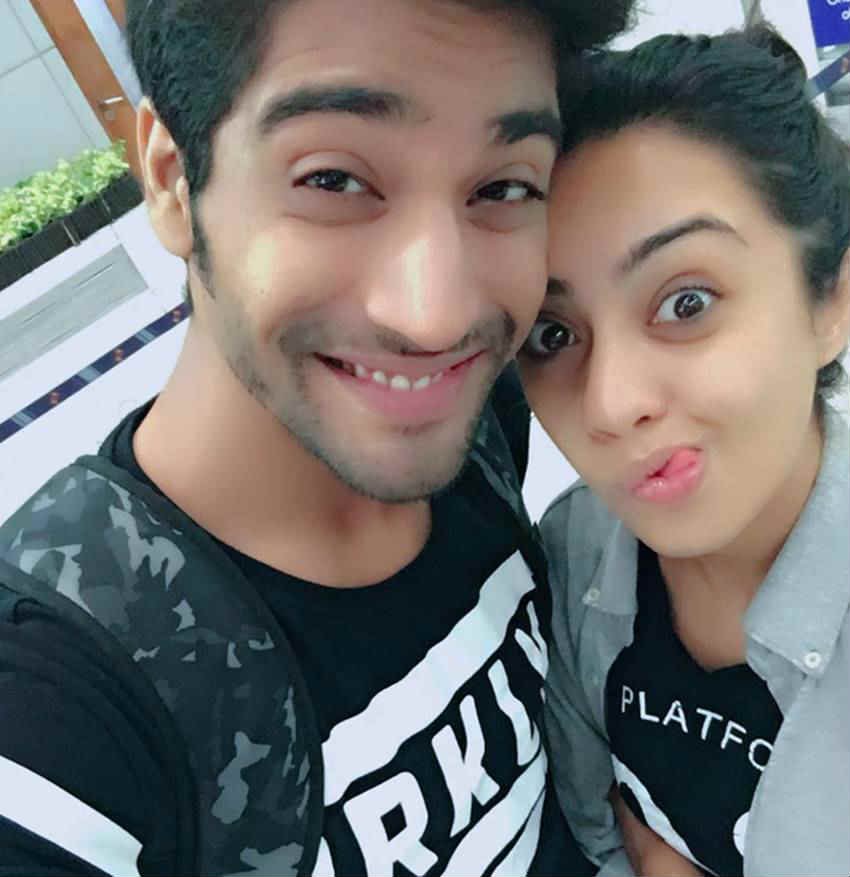 Abigail Jain, Abigail Jain boyfriend, Abigail Jain dating Jhalak Dikhhla Jaa choreographer, Abigail Jain pics, Abigail Jain Sanam Johar relationship, Hum Se Haii Life actress dating, Kakun, Sanam Johar, Sanam Johar Abigail Jain pics, Sanam Johar choreographer pics, Surveen Chawla, Surveen Chawla choreographer Dating