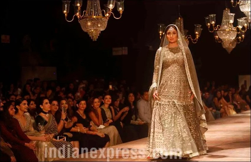 kareena kapoor khan, kareena kapoor on ramp, kareena kapoor baby, kareena kapoor quotes, kareena baby bump, sabyasachi mukherjee, lakme fashion week, sabyasachi mukherjee lakme fashion week winter festive, lakme fashion week winter festive grand finale, bridalwear 2016, bridalwear, entertainment news, jansatta kareena kapoor khan, kareena kapoor on ramp, kareena kapoor baby, kareena kapoor quotes, kareena baby bump, sabyasachi mukherjee, lakme fashion week, sabyasachi mukherjee lakme fashion week winter festive, lakme fashion week winter festive grand finale, bridalwear 2016, bridalwear, entertainment news, jansatta