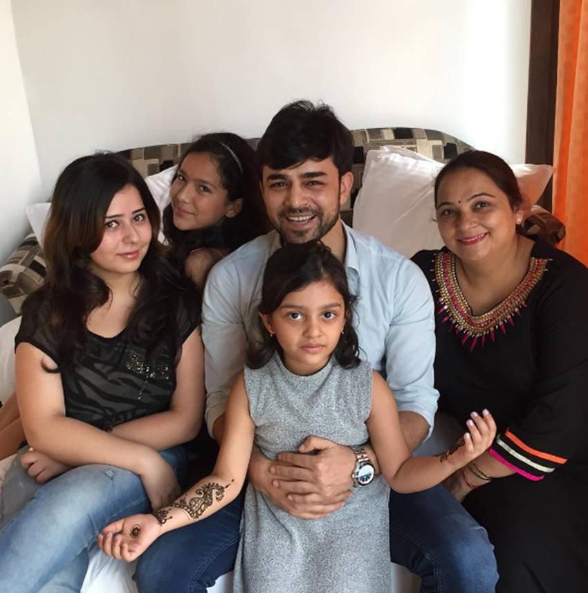 Mansi Srivastava, Mohit Abrol, Meri Aashiqui Tumse Hi, Sasural Simar Ka, mansi srivastava engagement, mansi srivastava instagram, Mansi Srivastava Sasural Simar Ka, Mohit Abrol Meri Aashiqui Tumse Hi, tv actor mansi srivastava, Mansi Srivastava Mohit Abrol, Mansi Srivastava pics, Mansi Srivastava photos, mansi srivastava engagement pics, mansi srivastava boyfriend, mansi srivastava instagram pics, Mansi Mohit, Entertainemnt News
