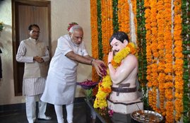 Kashmir Unrest, PM Modi, Narendra Modi, Valley Violence, kashmir Violence, Modi on Kashmir, Atal Bihari Vajpayee, Burhan wani, Yaad karo Kurbani, Chandrashekhar Aazad, Freedom Fighter, Quit India Movement, Independence day, India News, Jansatta