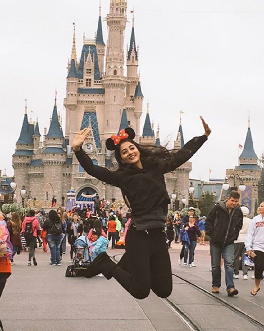 Pooja Hegde, Mohenjo Daro, Hrithik Roshan, know about Pooja Hegde, Pooja Hegde movie, Pooja Hegde career, Pooja Hegde love story, Pooja Hegde Mohenjo Daro, Mohenjo Daro release, Pooja Hegde photo, Pooja Hegde hot photo, Pooja Hegde news, entertainment news, jansatta