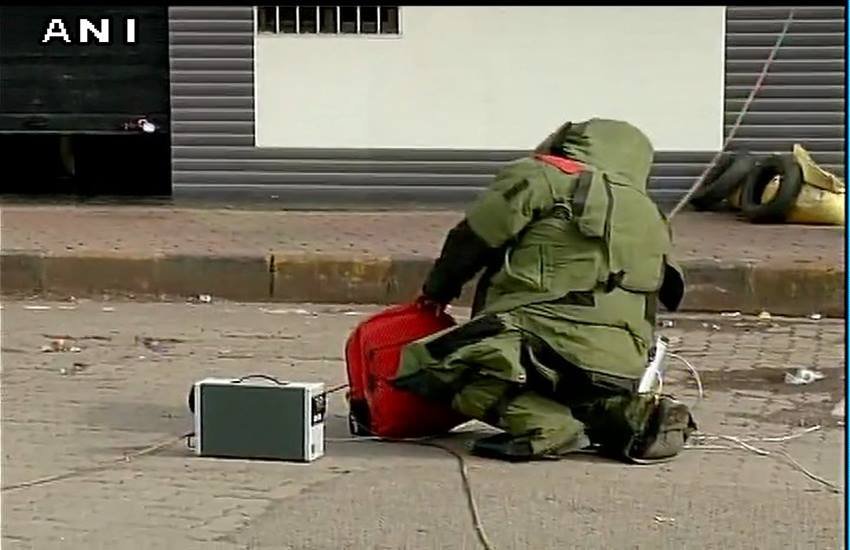 Mumbai bomb scares, Dharavi Mumbai, Bomb Squad, Dharavi Bomb Tthreat, Dharavi News, Mumbai Bomb News