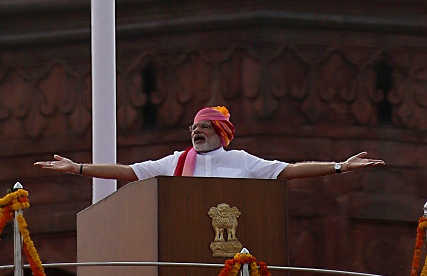 Independence Day Speech 2016, Narendra Modi, Narendra Modi Speech, Modi Red Fort Speech, Modi Speech Suggestions, Cow Vigilance, Gau rakshak, Intolerance, Religious Harmony, Narendra Modi Speech, PM Modi Speech, Food Security, Unemployment, Poverty, India News, Jansatta