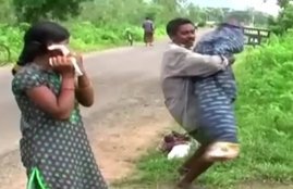 Odisha Man, Carrying Wife Body, Dead Body, Odisha Man Wife, Kalahandi Man, Kalahandi Video, Social Media, Sad News, India News, Jansatta