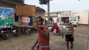 Odisha Woman, Body Broken, Bones Breaking, Odisha Tragedy, Poverty in Odisha, GRP, India News, Hindi news, jansatta