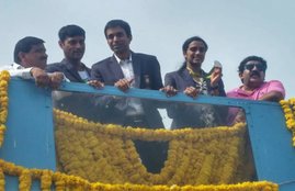 Andhra Pradesh, Government, huge welcome, PV Sindhu, Olympics, Gopichand, 15 acre land