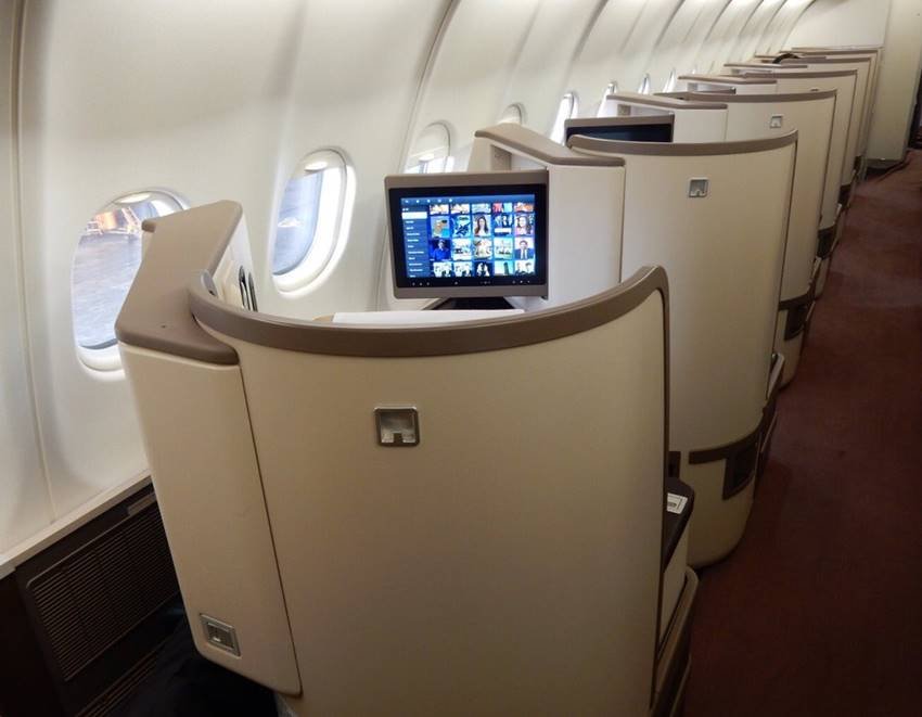 Pakistan International Airlines, Air Hostesses, PIA Air Hostess, Glamorous Air Hostess, Air Hostess Uniform, Premier Airlines, Business Class, International News, jansatta