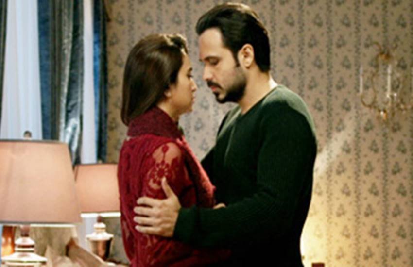 Raaz Reboot Trailer: राज रीबूट फिल्म का एक सीन
