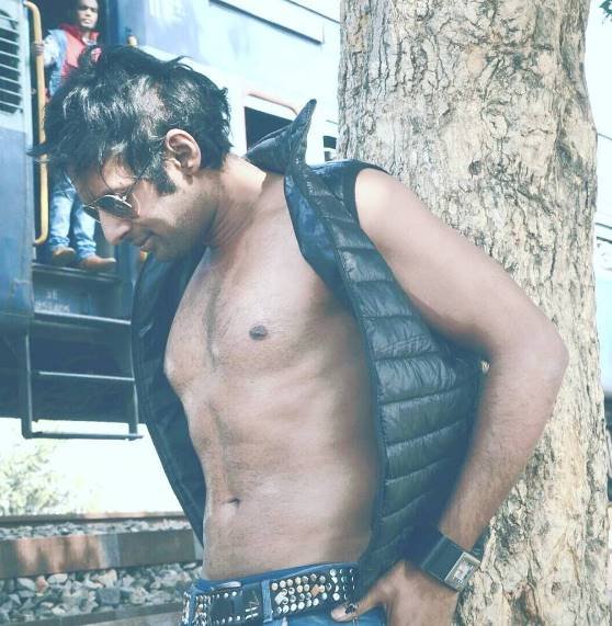 राहुल राज सिंह इस शो के एक कंटेस्टेंट हो सकते हैं। राहुल प्रत्यूषा बनर्जी के बॉयफ्रेंड थे। उनकी आत्महत्या के बाद राहुल सुर्खियों में आ गए थे।