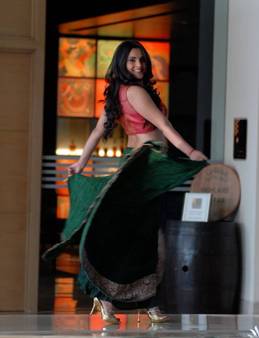 ramya, divya spandana, pakistan, congress actress ramya, karnataka, pakistan not hell, sedition, ramya films, know about ramya, ramya movies, ramya political career, ramya hot photos, jansatta
