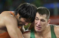 Rio Olympics 2016: भारत के कुश्ती अभियान की निराशजनक शुरुआत, रविंदर खत्री पहले दौर में ही हारकर बाहर